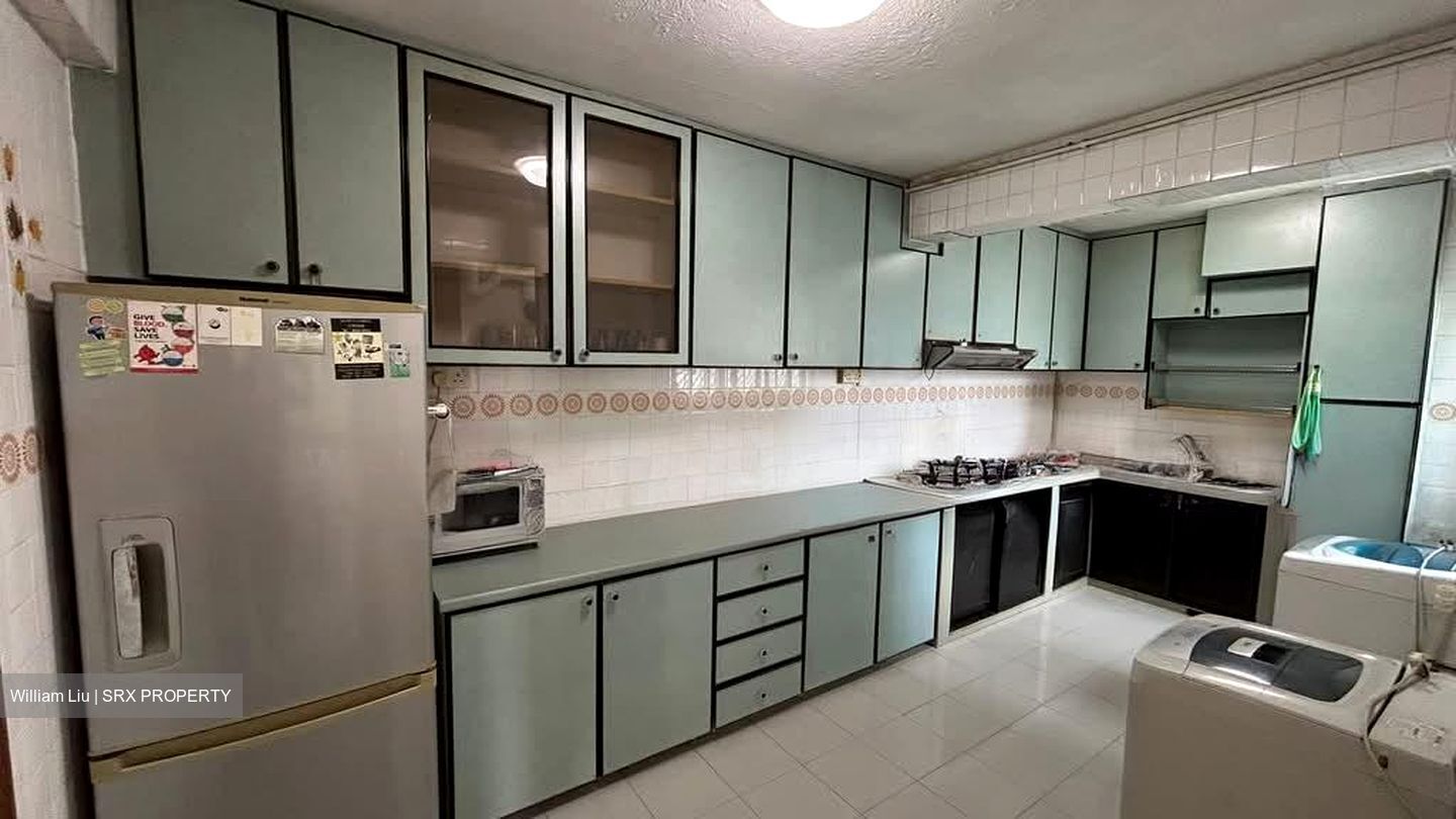 Blk 238 Jurong East Street 21 (Jurong East), HDB 5 Rooms #538001231